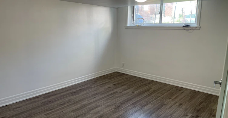 41 Bloem Avenue, Toronto, ON, M6E 1S2 - 12