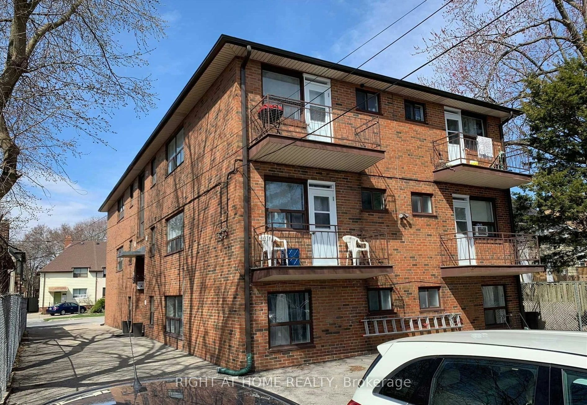 10-115 Eighth Street, Toronto, ON, M8V 3C5