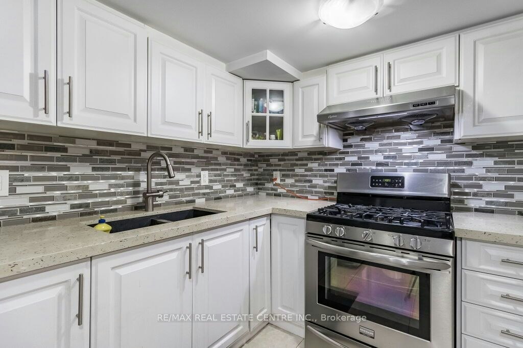Bsmt-20 Laurentide Crescent, Brampton, ON, L6P 1Y4 - 6