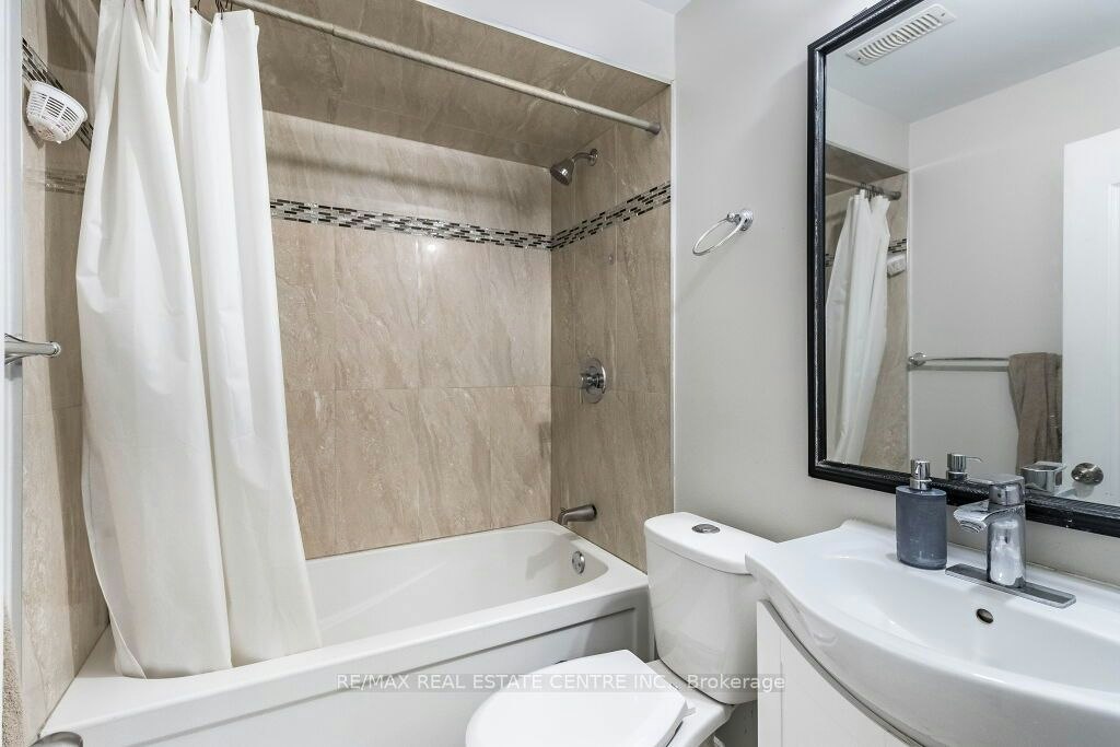Bsmt-20 Laurentide Crescent, Brampton, ON, L6P 1Y4 - 9