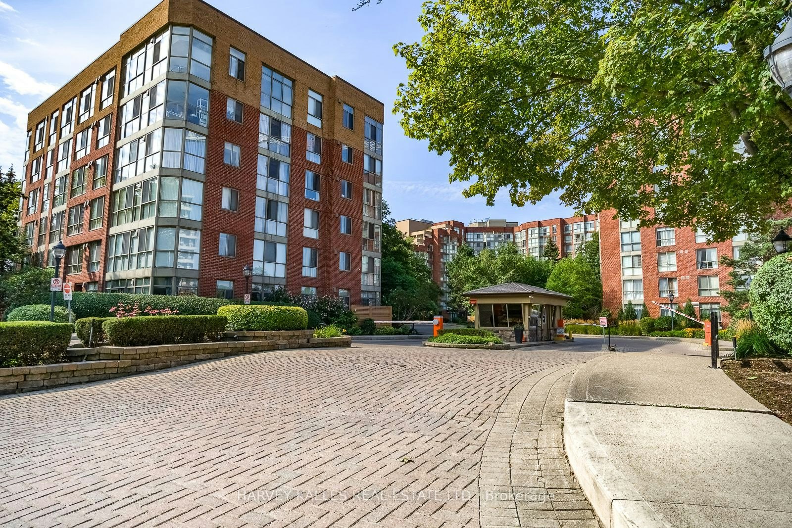 521-20 Southport Street, Toronto, ON, M6S 4Y8