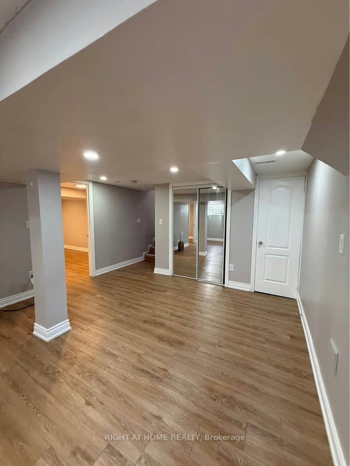 2468 Hensall Street, Mississauga, ON, L5A 2T2 - 12