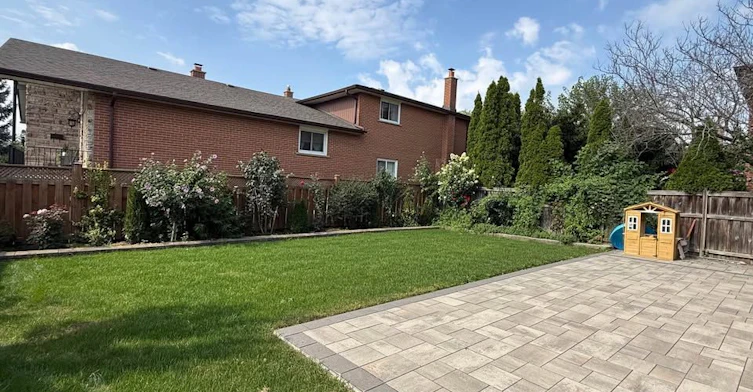 2468 Hensall Street, Mississauga, ON, L5A 2T2 - 3