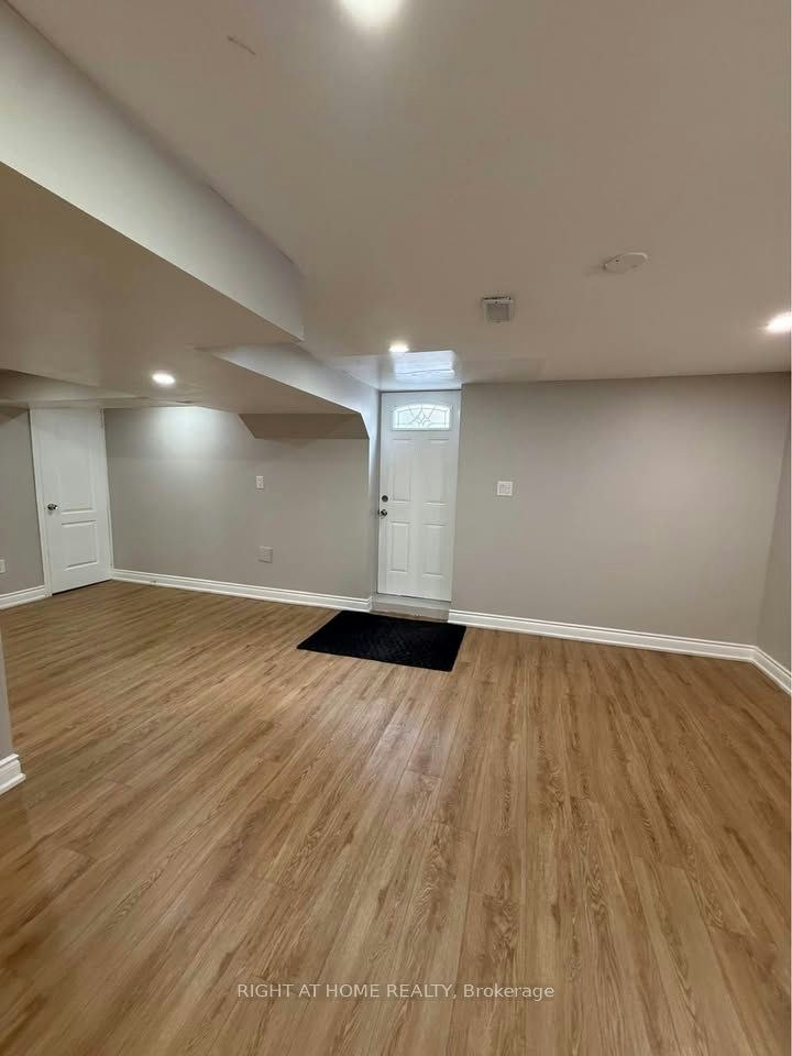 2468 Hensall Street, Mississauga, ON, L5A 2T2 - 14