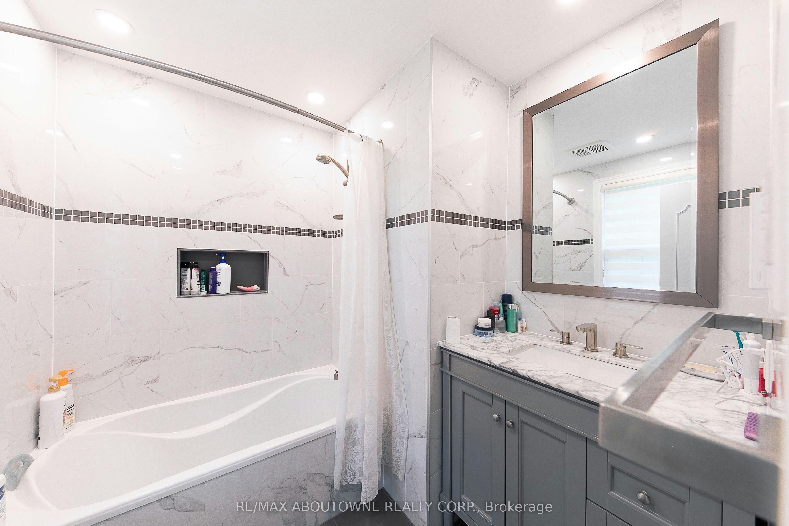1290 Braeside Drive, Oakville, ON, L6J 2A4 - 25