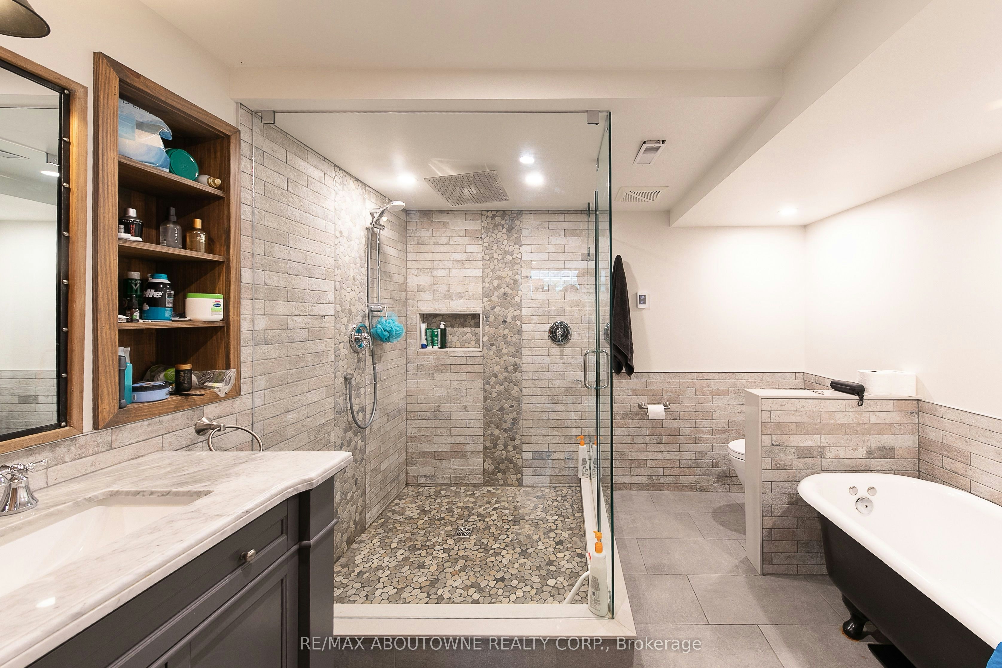 1290 Braeside Drive, Oakville, ON, L6J 2A4 - 34