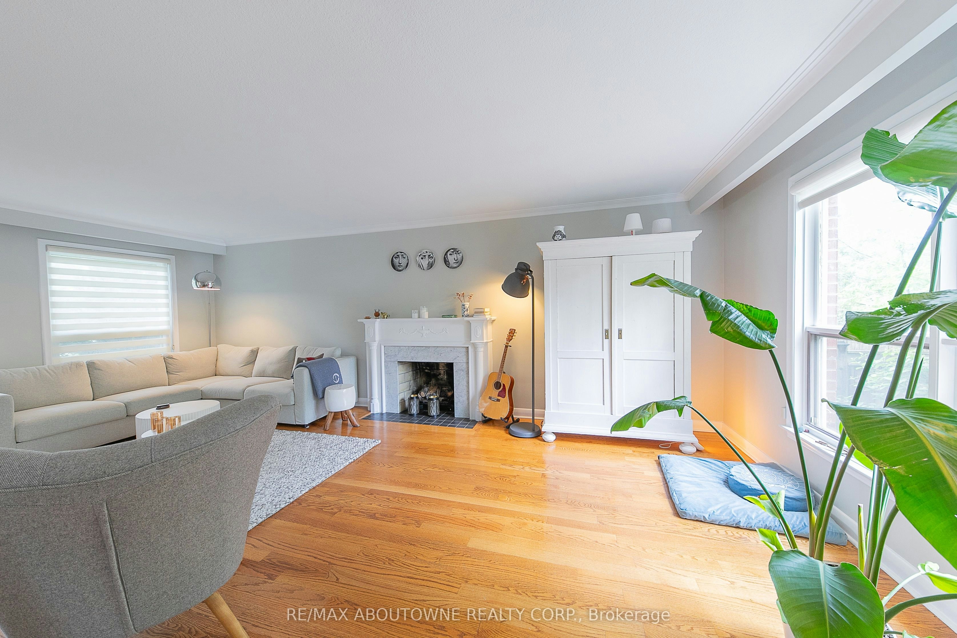 1290 Braeside Drive, Oakville, ON, L6J 2A4 - 10