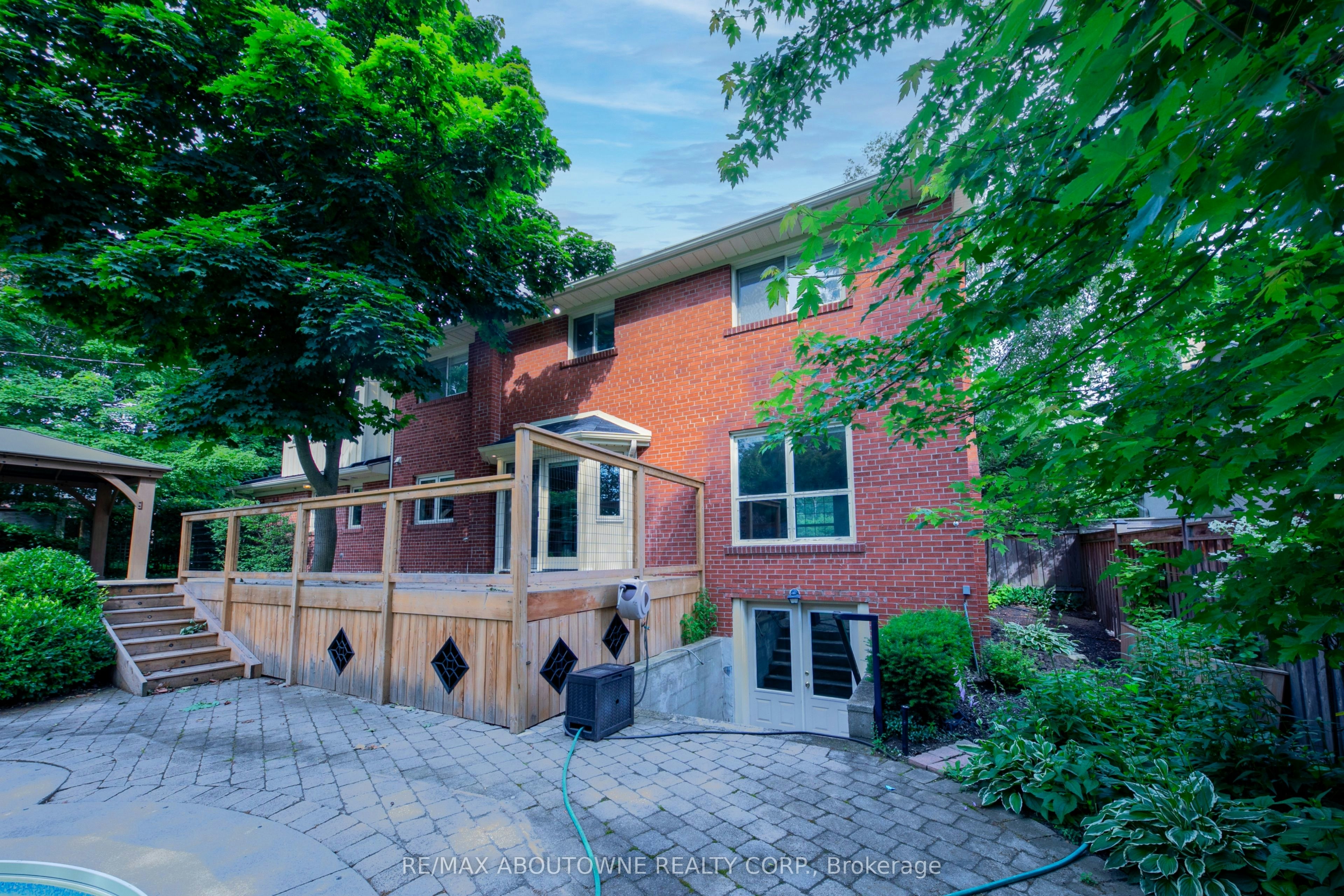 1290 Braeside Drive, Oakville, ON, L6J 2A4 - 37