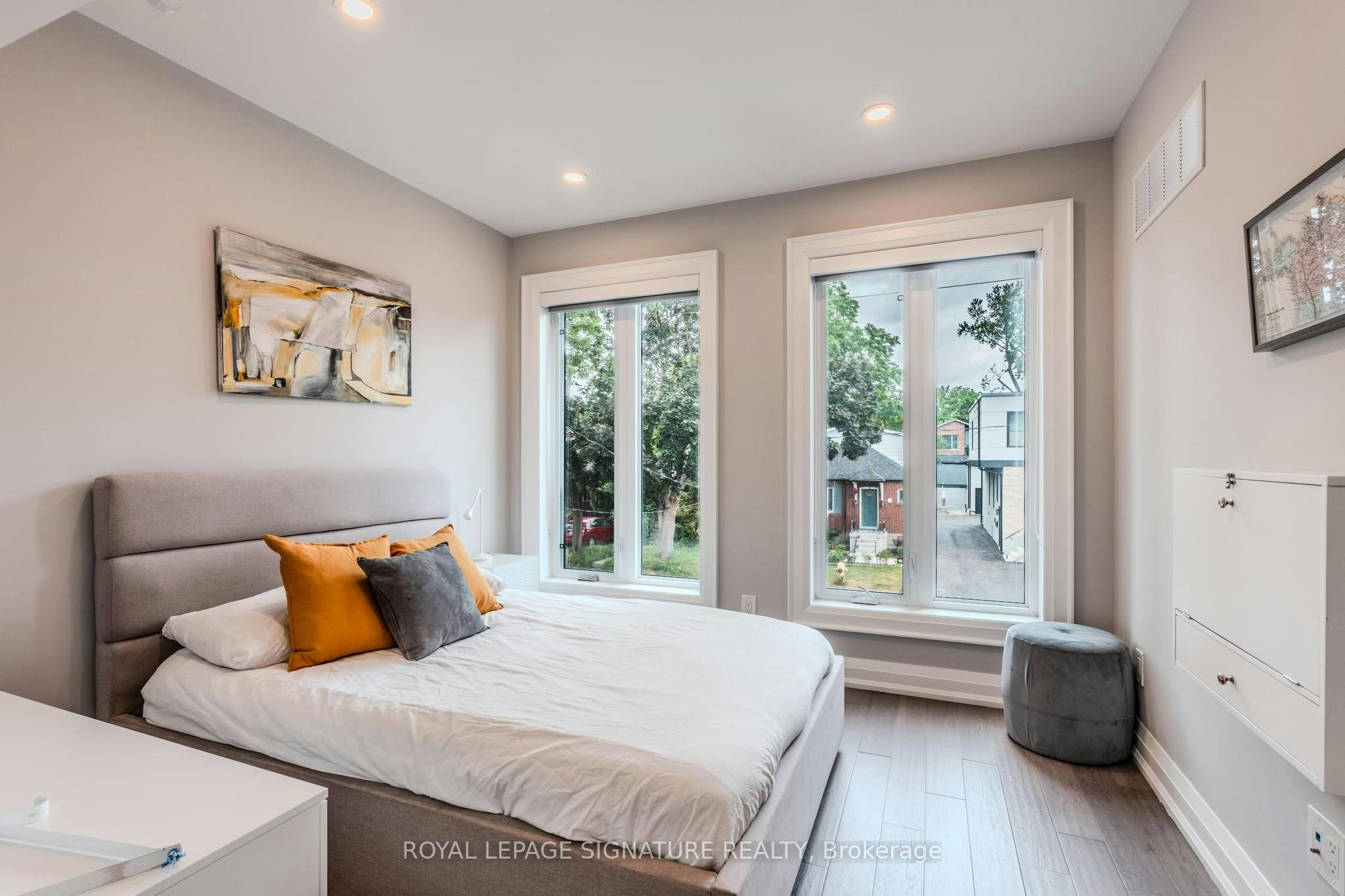 Main-45 William Street, Toronto, ON, M9N 2G6 - 15