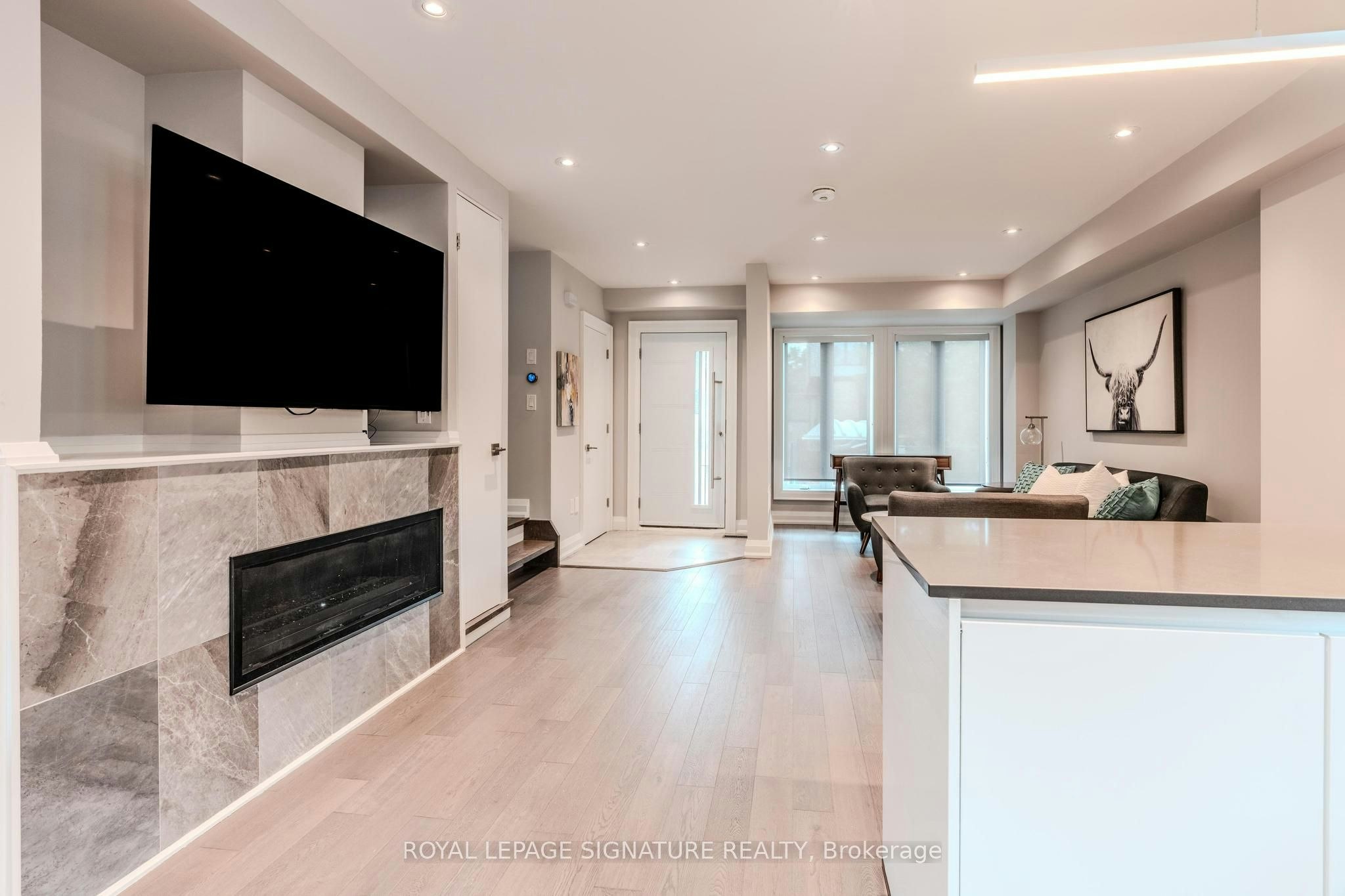 Main-45 William Street, Toronto, ON, M9N 2G6 - 10