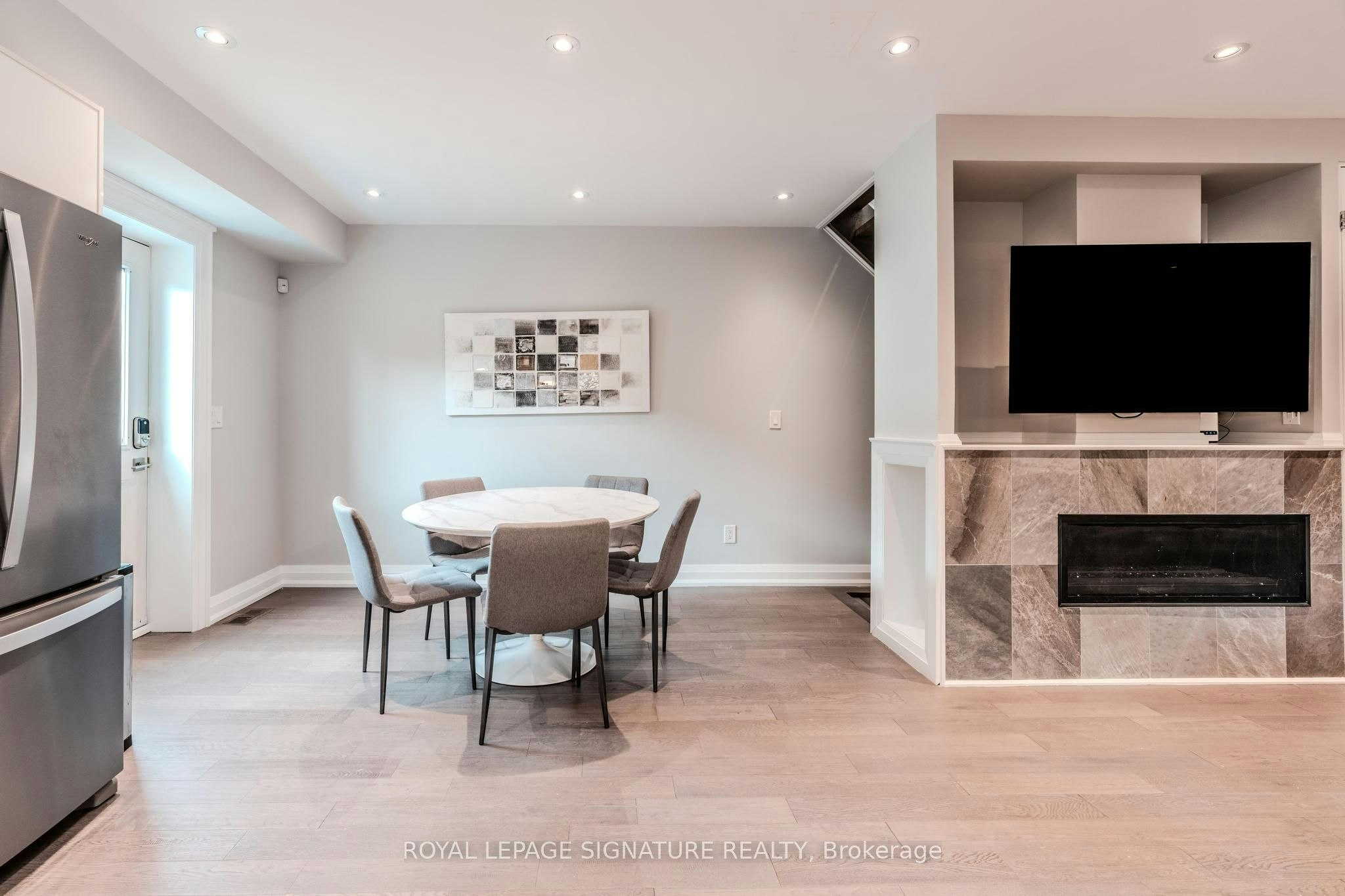 Main-45 William Street, Toronto, ON, M9N 2G6 - 9