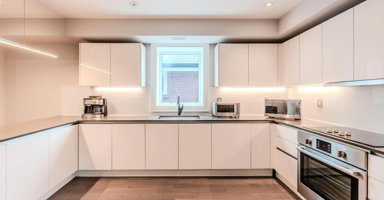Main-45 William Street, Toronto, ON, M9N 2G6 - 8