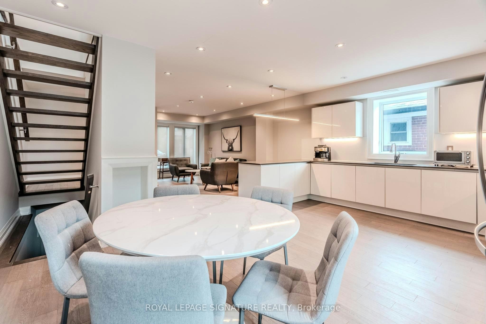 Main-45 William Street, Toronto, ON, M9N 2G6 - 11