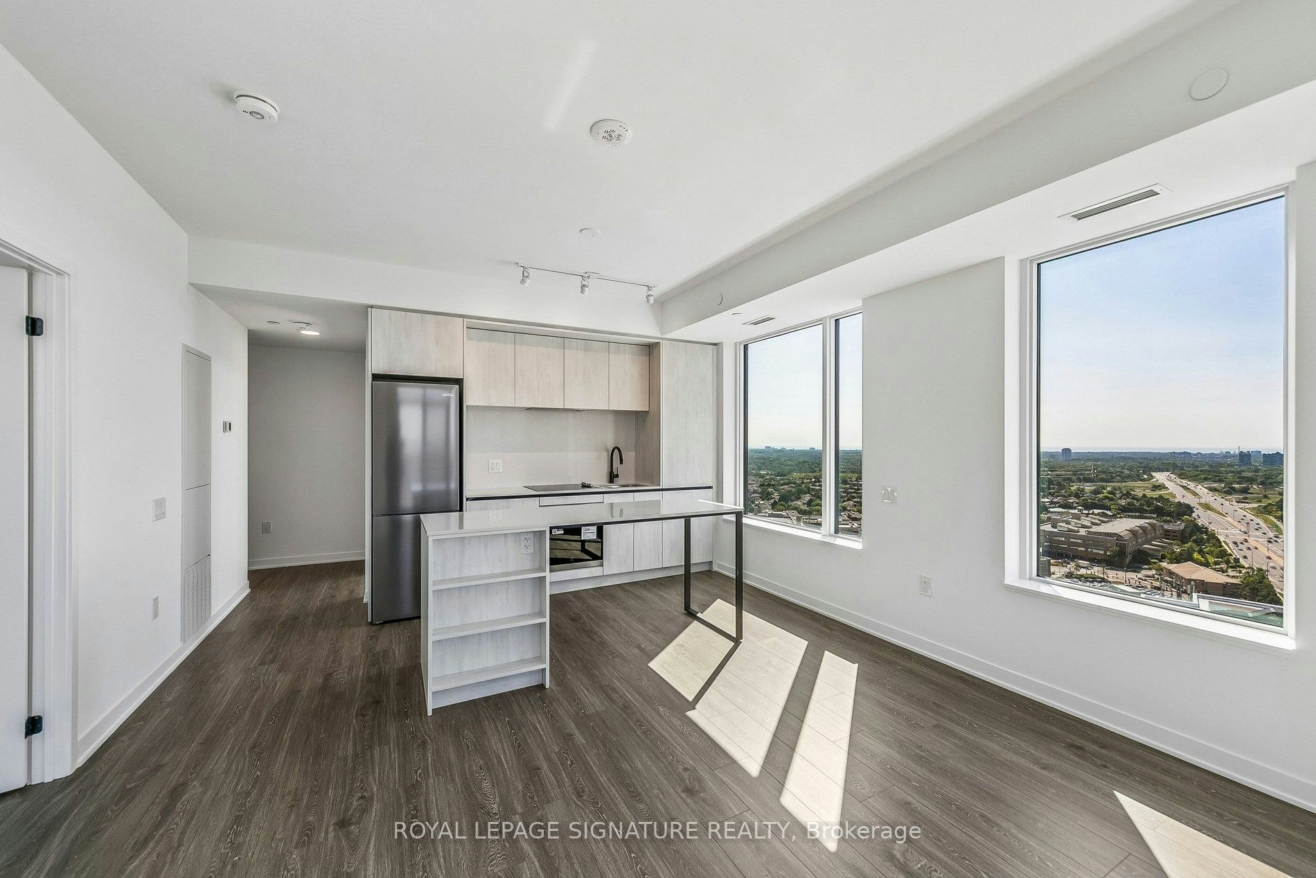 2404-2495 Eglinton Avenue W, Mississauga, ON, L5M 2T2 - 4