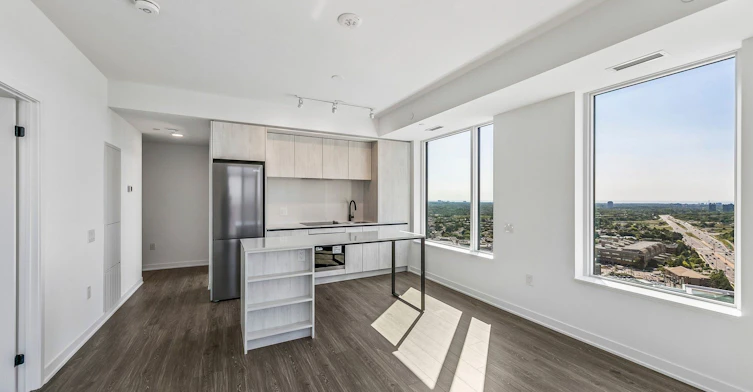 2404-2495 Eglinton Avenue W, Mississauga, ON, L5M 2T2 - 4