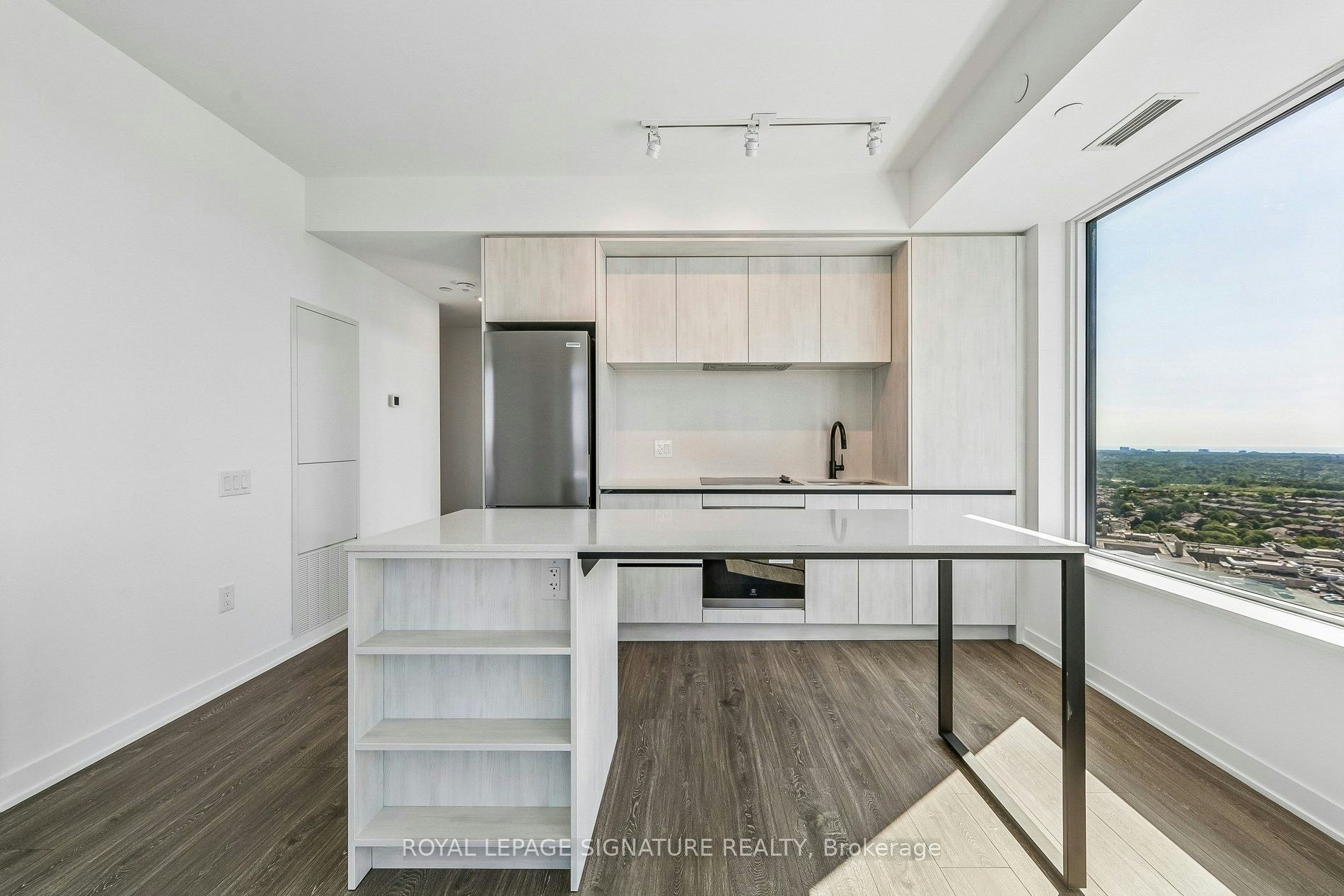 2404-2495 Eglinton Avenue W, Mississauga, ON, L5M 2T2 - 6