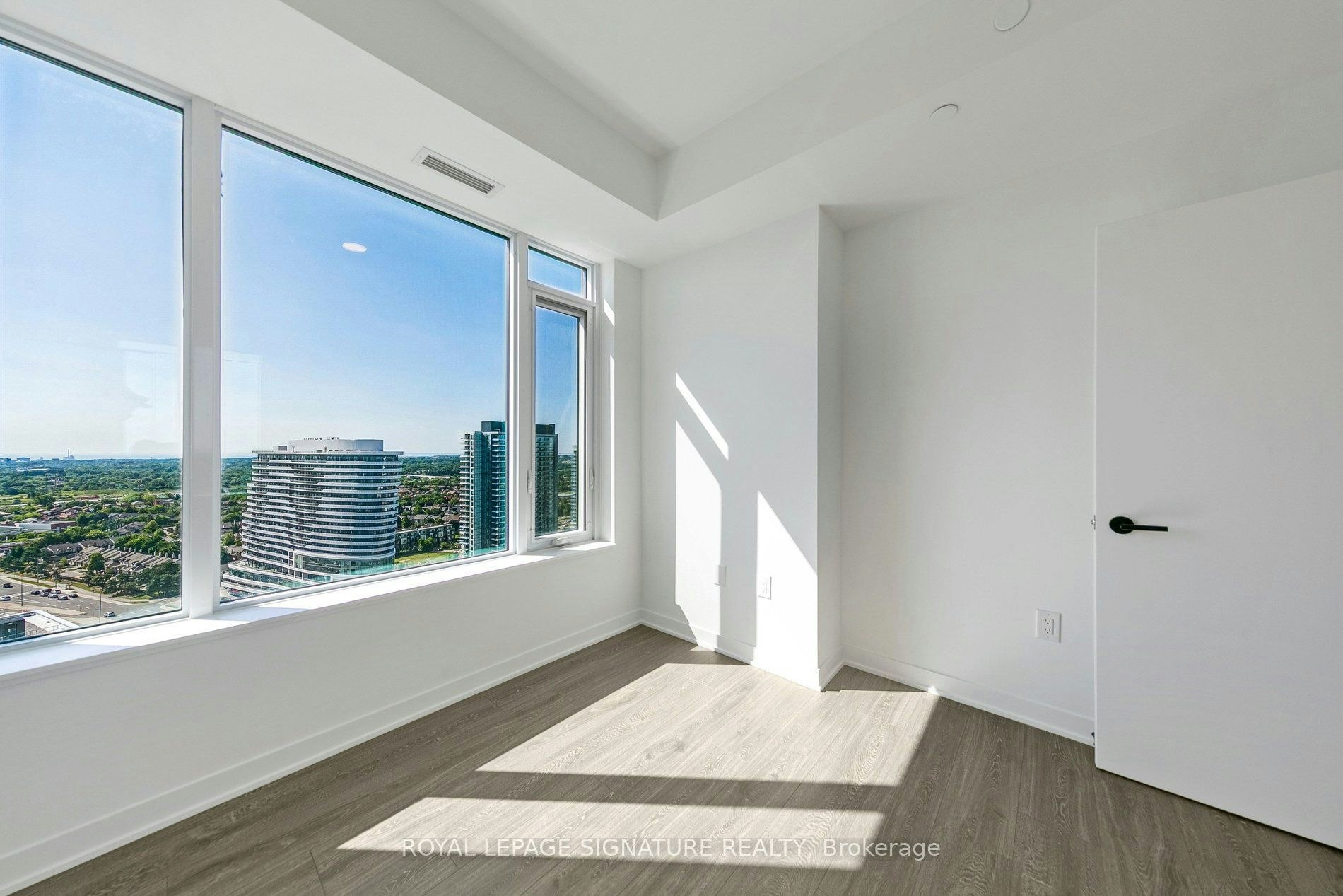 2404-2495 Eglinton Avenue W, Mississauga, ON, L5M 2T2 - 10