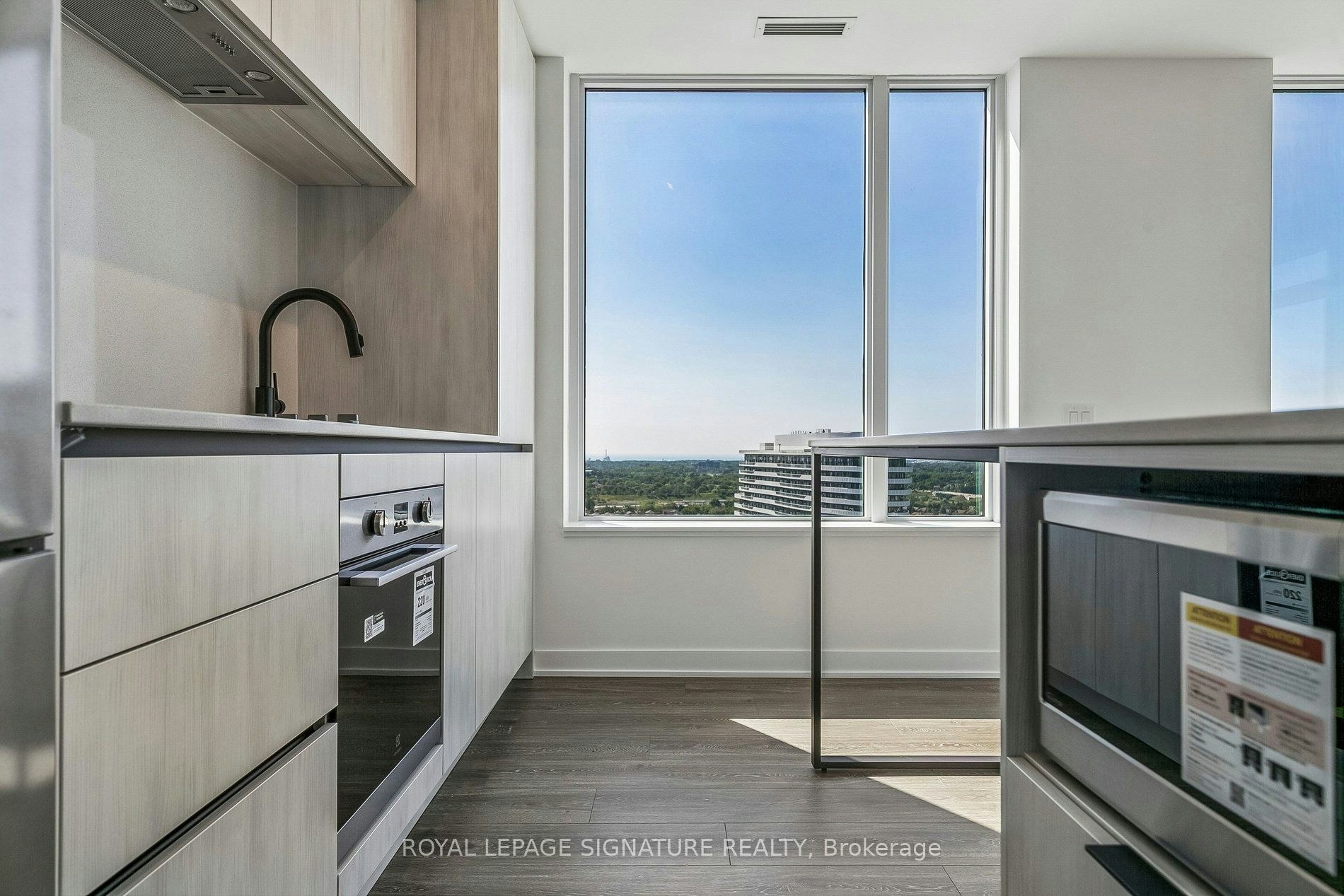 2404-2495 Eglinton Avenue W, Mississauga, ON, L5M 2T2 - 7