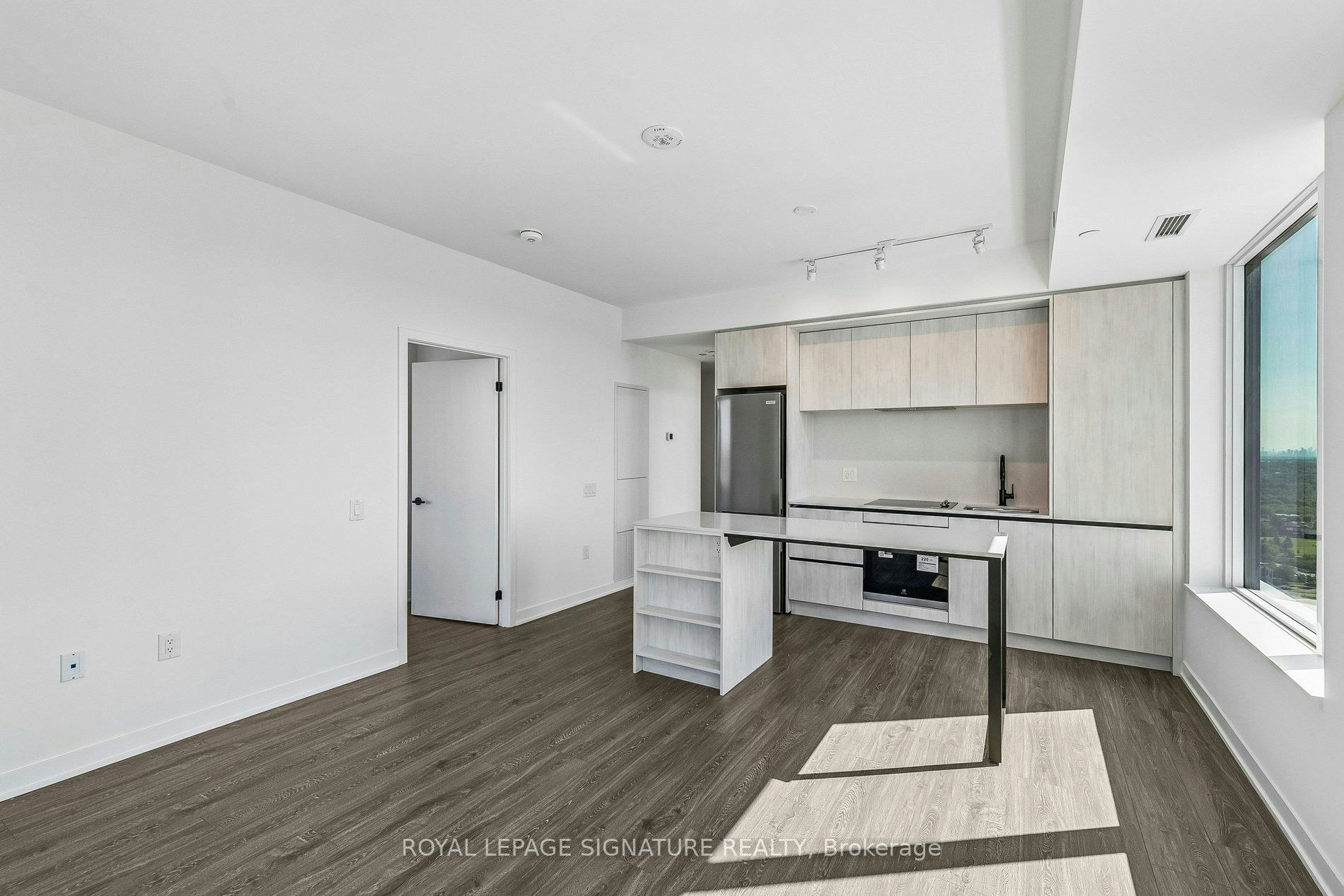 2404-2495 Eglinton Avenue W, Mississauga, ON, L5M 2T2 - 5