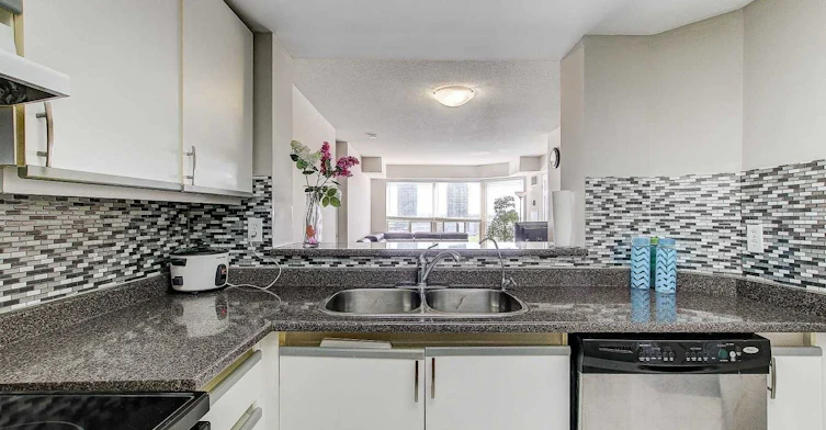 1601-335 Webb Drive, Mississauga, ON, L5B 4A1 - 3