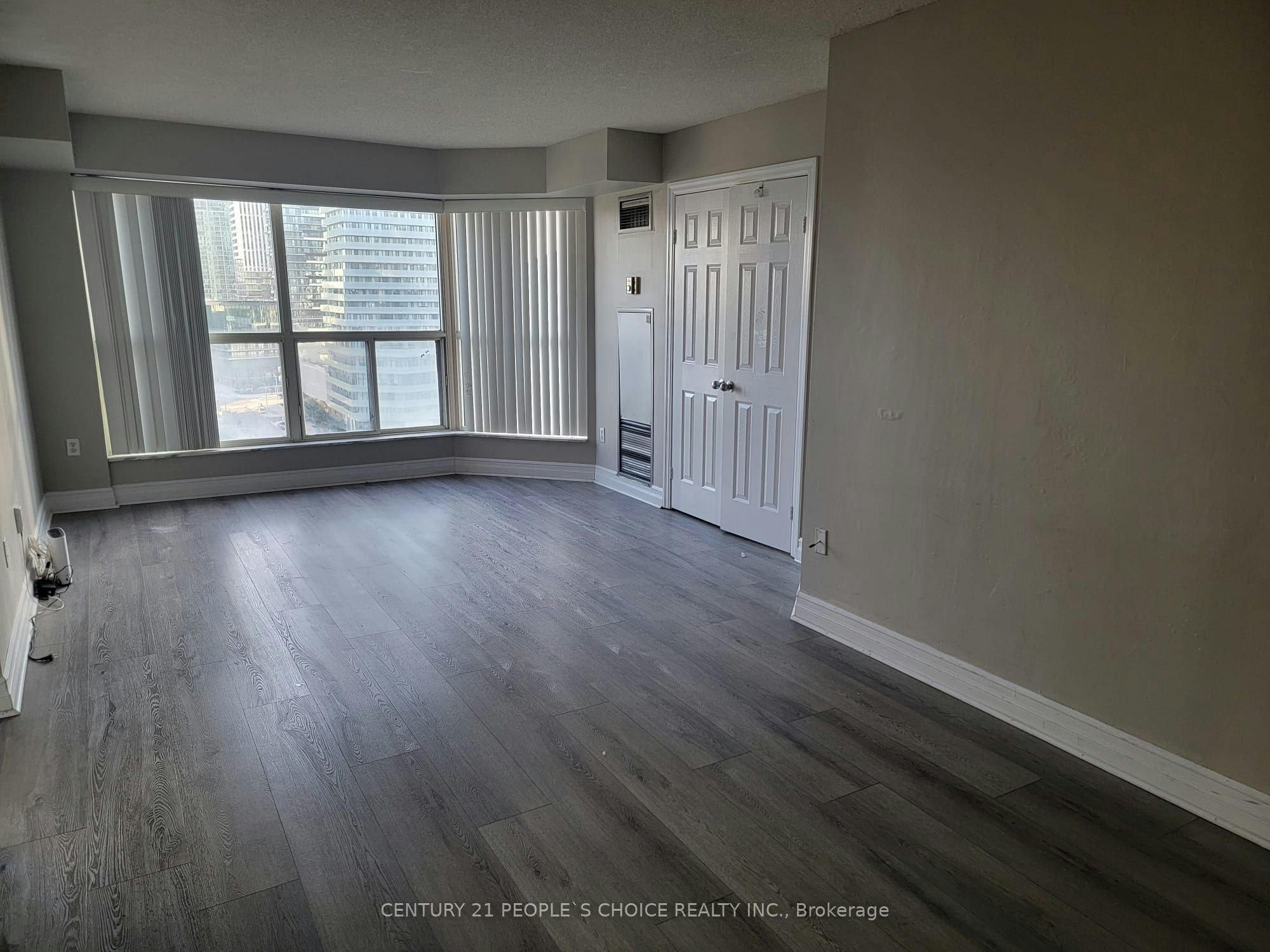 1601-335 Webb Drive, Mississauga, ON, L5B 4A1 - 6