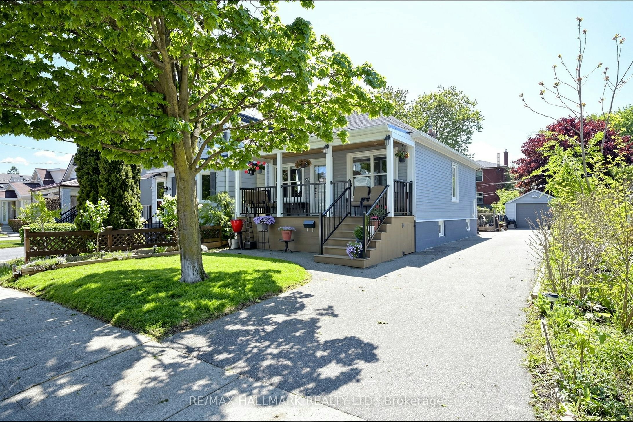 26 Sixteenth Street, Toronto, ON, M8V 3J8