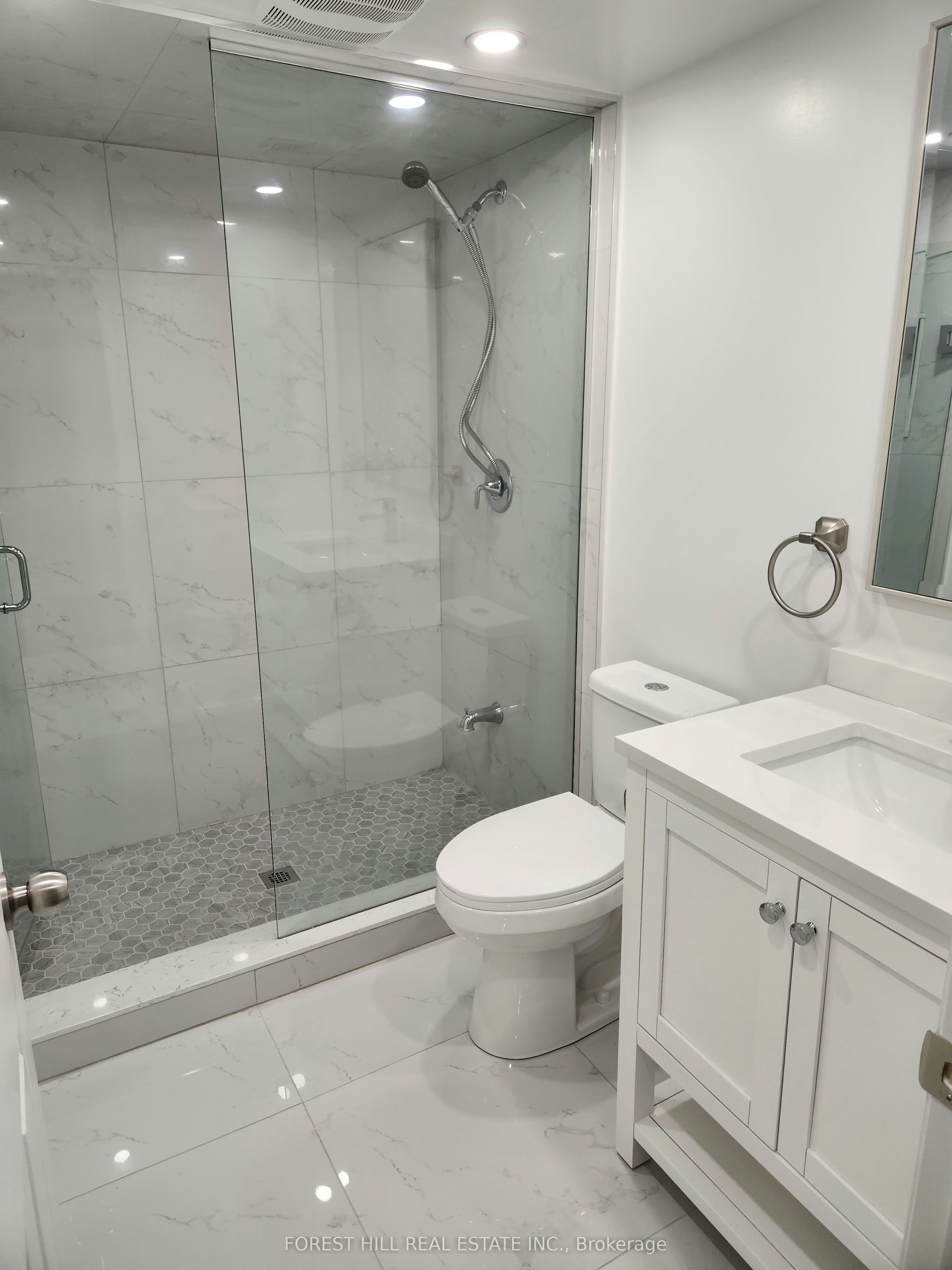 Lower-2577 Whaley Drive, Mississauga, ON, L5B 1X1 - 6