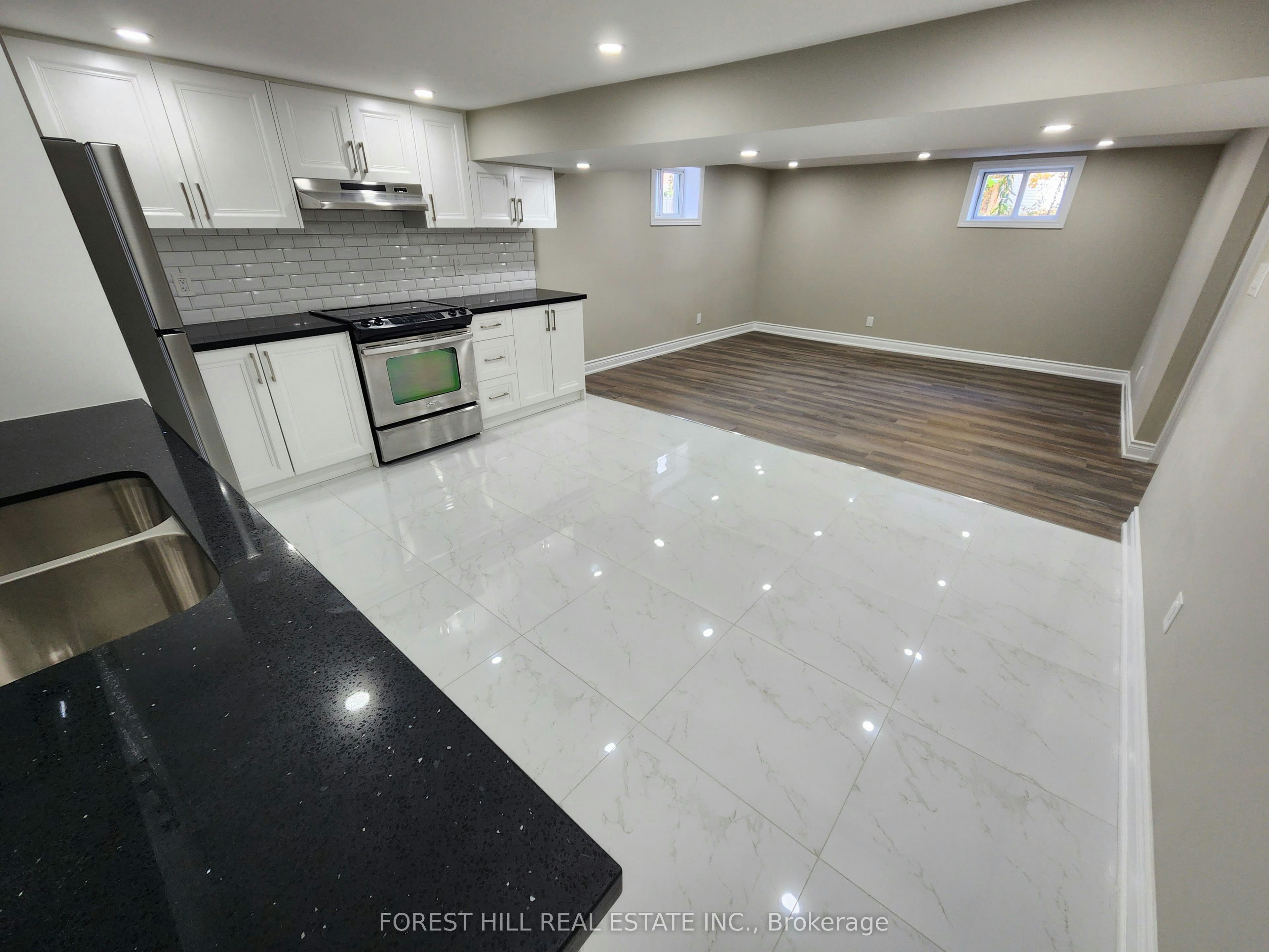 Lower-2577 Whaley Drive, Mississauga, ON, L5B 1X1 - 4