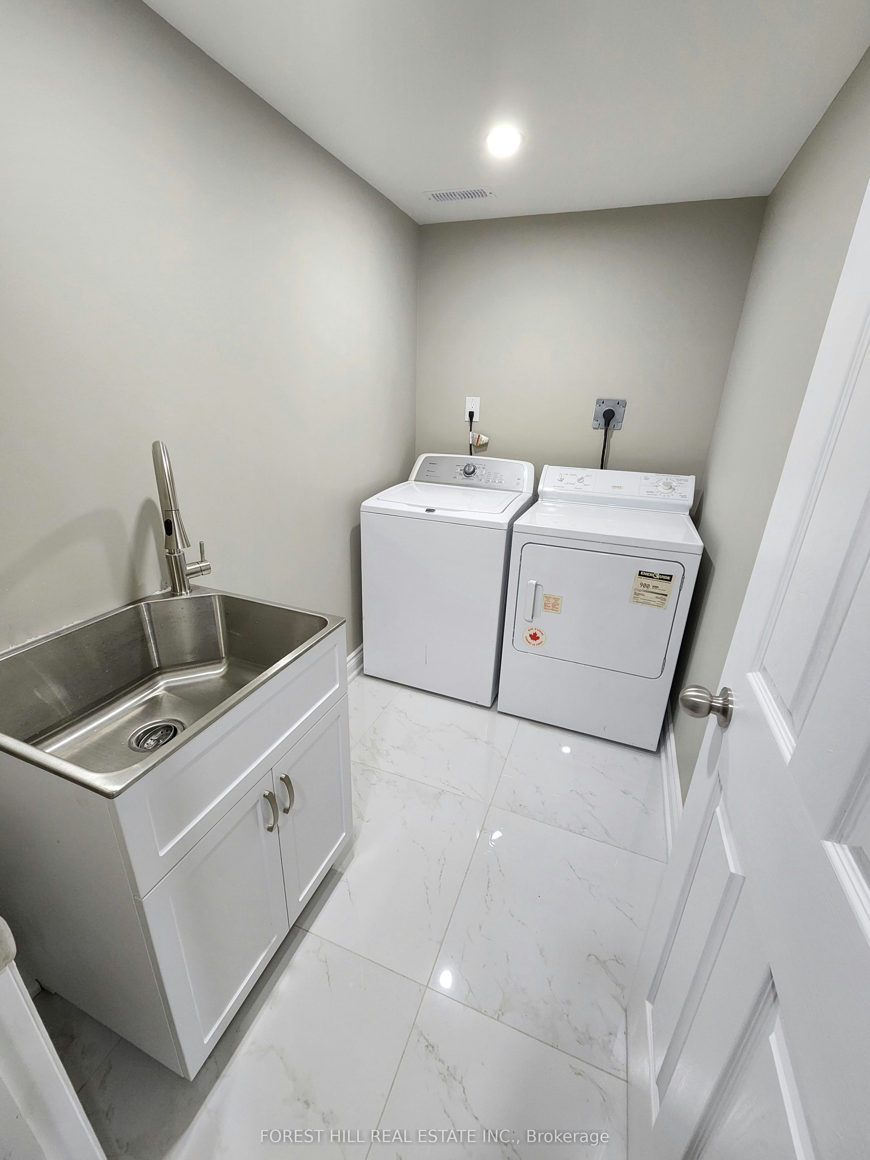 Lower-2577 Whaley Drive, Mississauga, ON, L5B 1X1 - 7