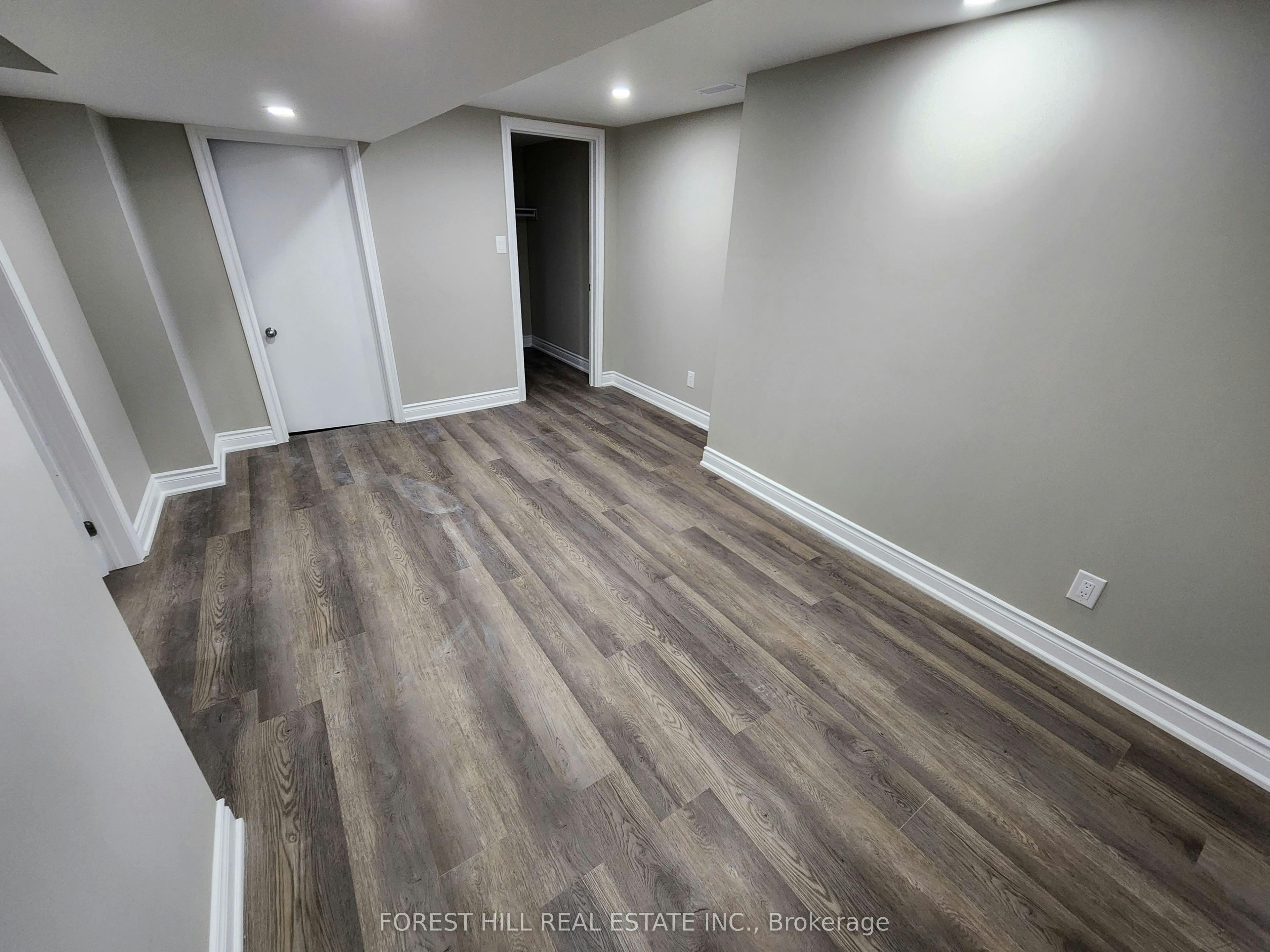 Lower-2577 Whaley Drive, Mississauga, ON, L5B 1X1 - 5