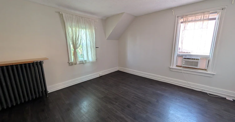 Upper-591 Jane Street, Toronto, ON, M6S 4A3 - 4
