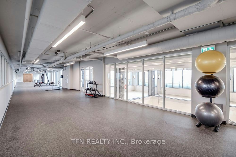 512-20 Shore Breeze Drive, Toronto, ON, M8V 0C7 - 11