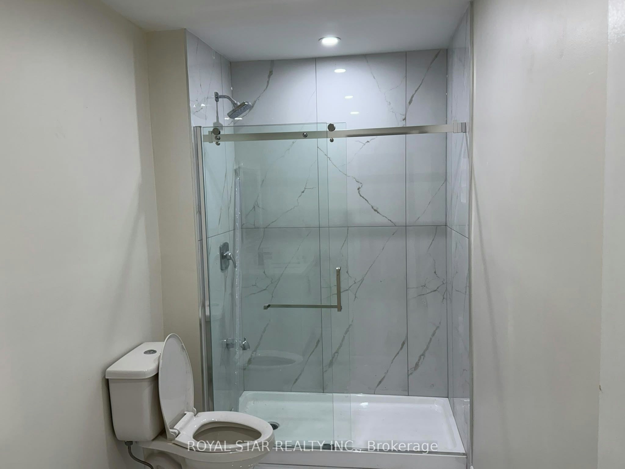 162 Beech St Main Floor Street, Brampton, ON, L6V 1V6 - 9