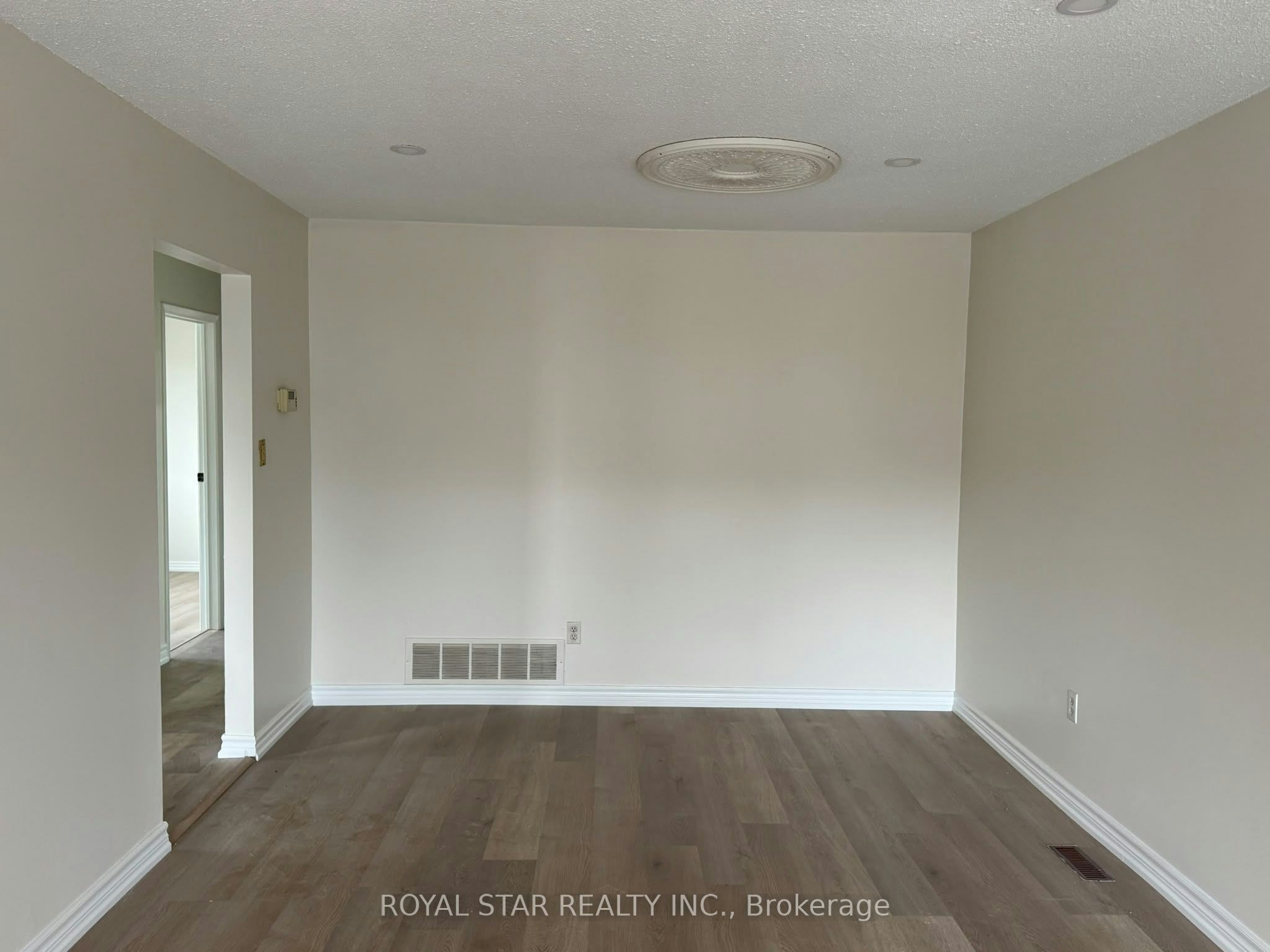 162 Beech St Main Floor Street, Brampton, ON, L6V 1V6 - 4