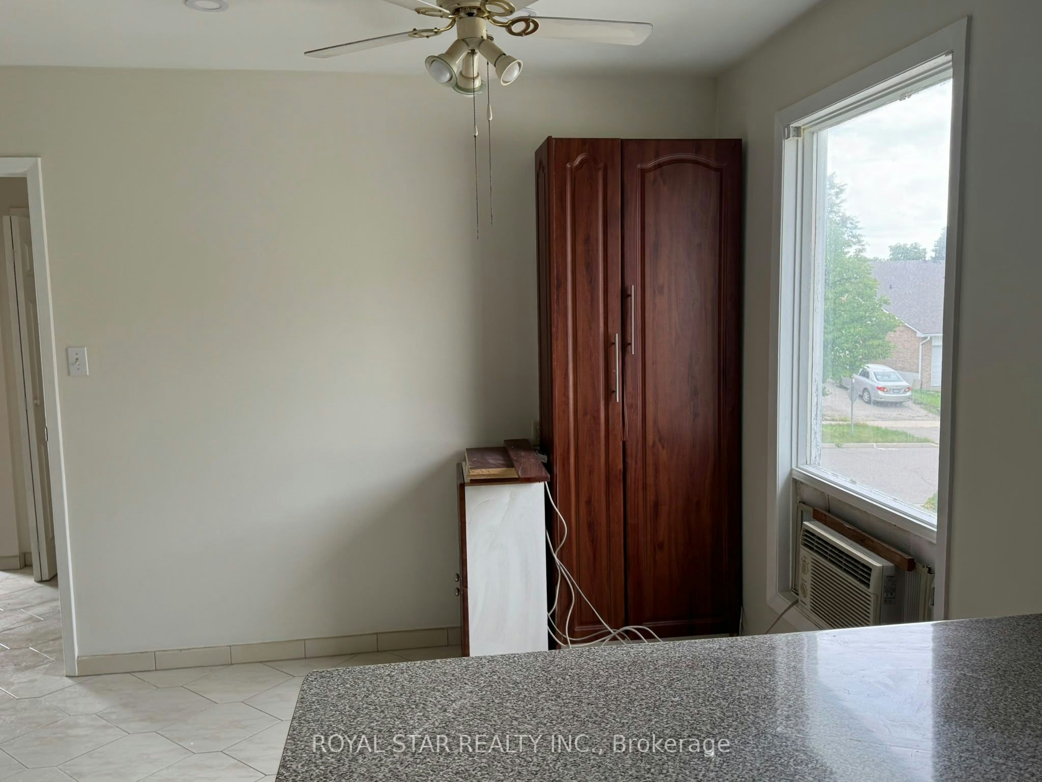 162 Beech St Main Floor Street, Brampton, ON, L6V 1V6 - 8
