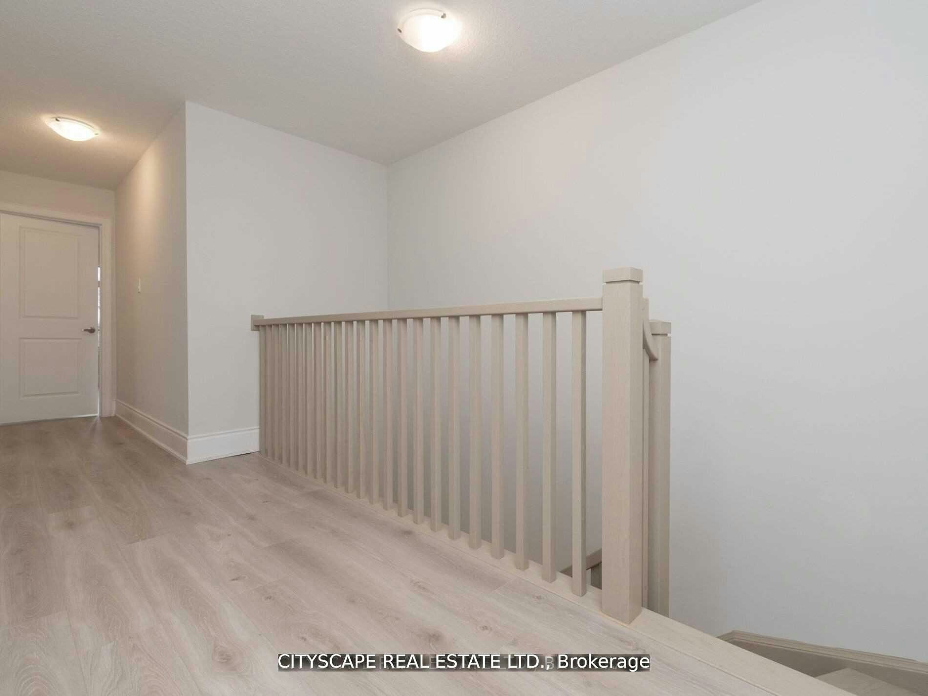 583 Wedgewood Drive, Burlington, ON, L7L 0J9 - 13