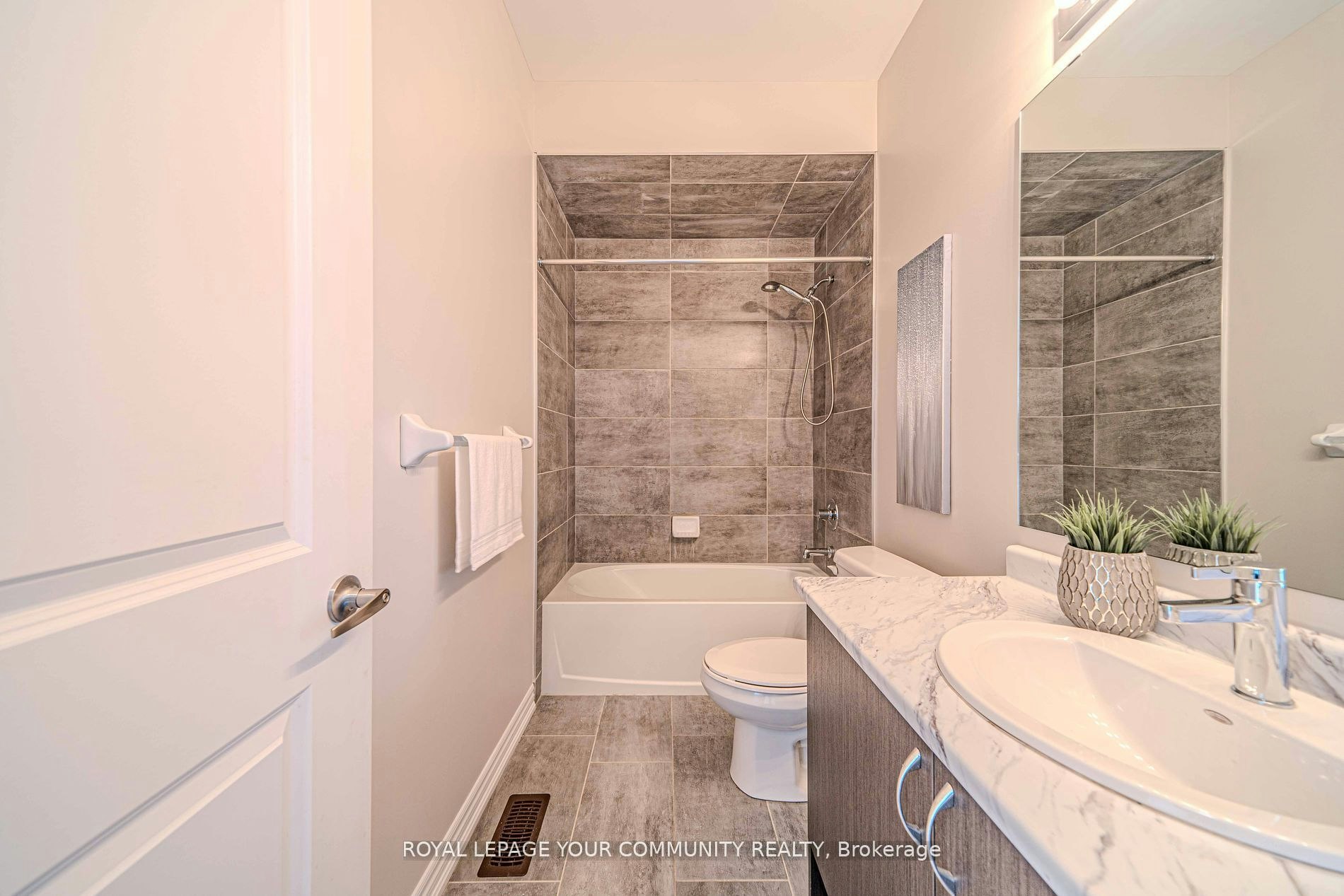 Main-48 Minnock Street, Caledon, ON, L7C 4K9 - 22