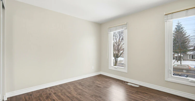 Upper Level-112 Mountainview Road S, Halton Hills, ON, L7G 4K6 - 36