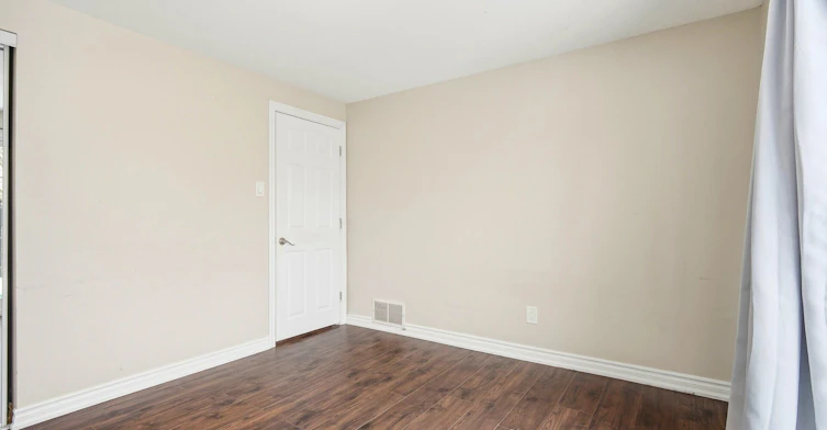 Upper Level-112 Mountainview Road S, Halton Hills, ON, L7G 4K6 - 35