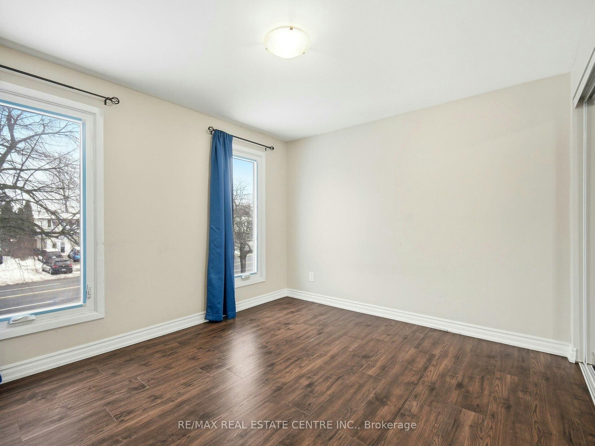 Upper Level-112 Mountainview Road S, Halton Hills, ON, L7G 4K6 - 32