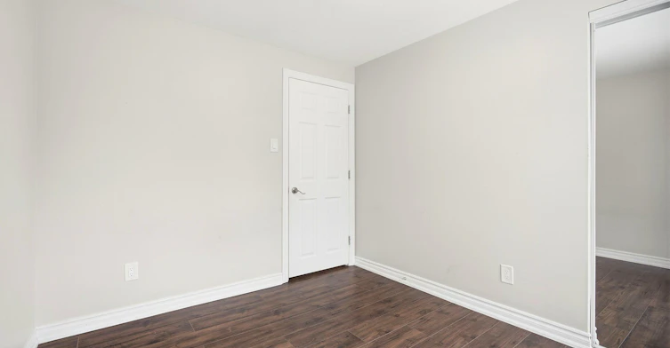 Upper Level-112 Mountainview Road S, Halton Hills, ON, L7G 4K6 - 39