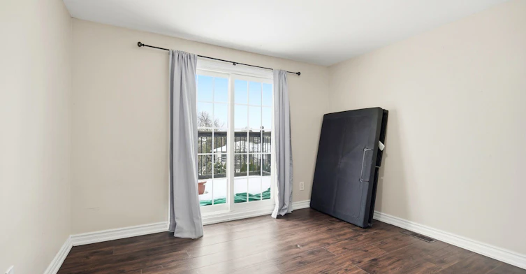 Upper Level-112 Mountainview Road S, Halton Hills, ON, L7G 4K6 - 34