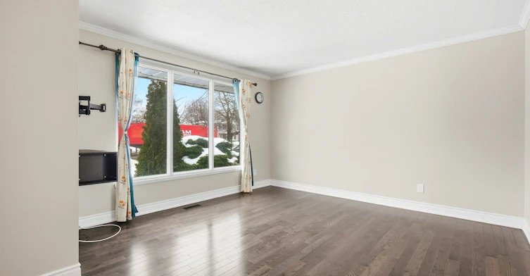 Upper Level-112 Mountainview Road S, Halton Hills, ON, L7G 4K6 - 10