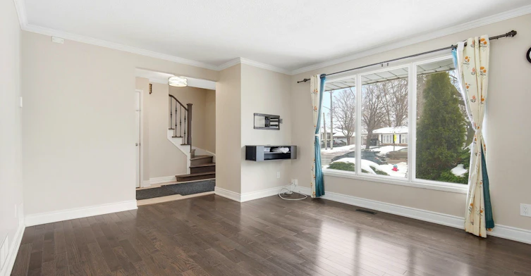 Upper Level-112 Mountainview Road S, Halton Hills, ON, L7G 4K6 - 11