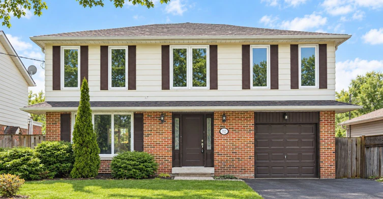 Upper Level-112 Mountainview Road S, Halton Hills, ON, L7G 4K6 - 2