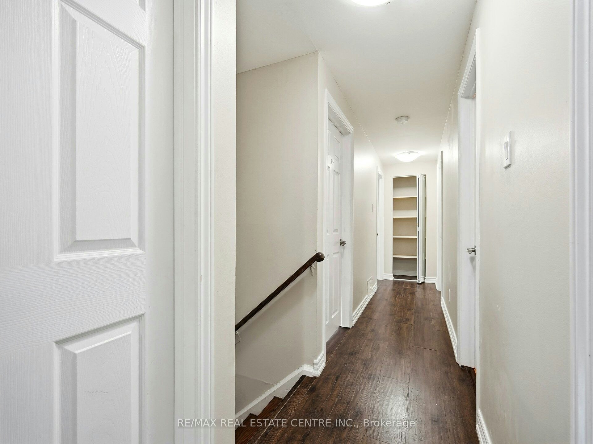 Upper Level-112 Mountainview Road S, Halton Hills, ON, L7G 4K6 - 25