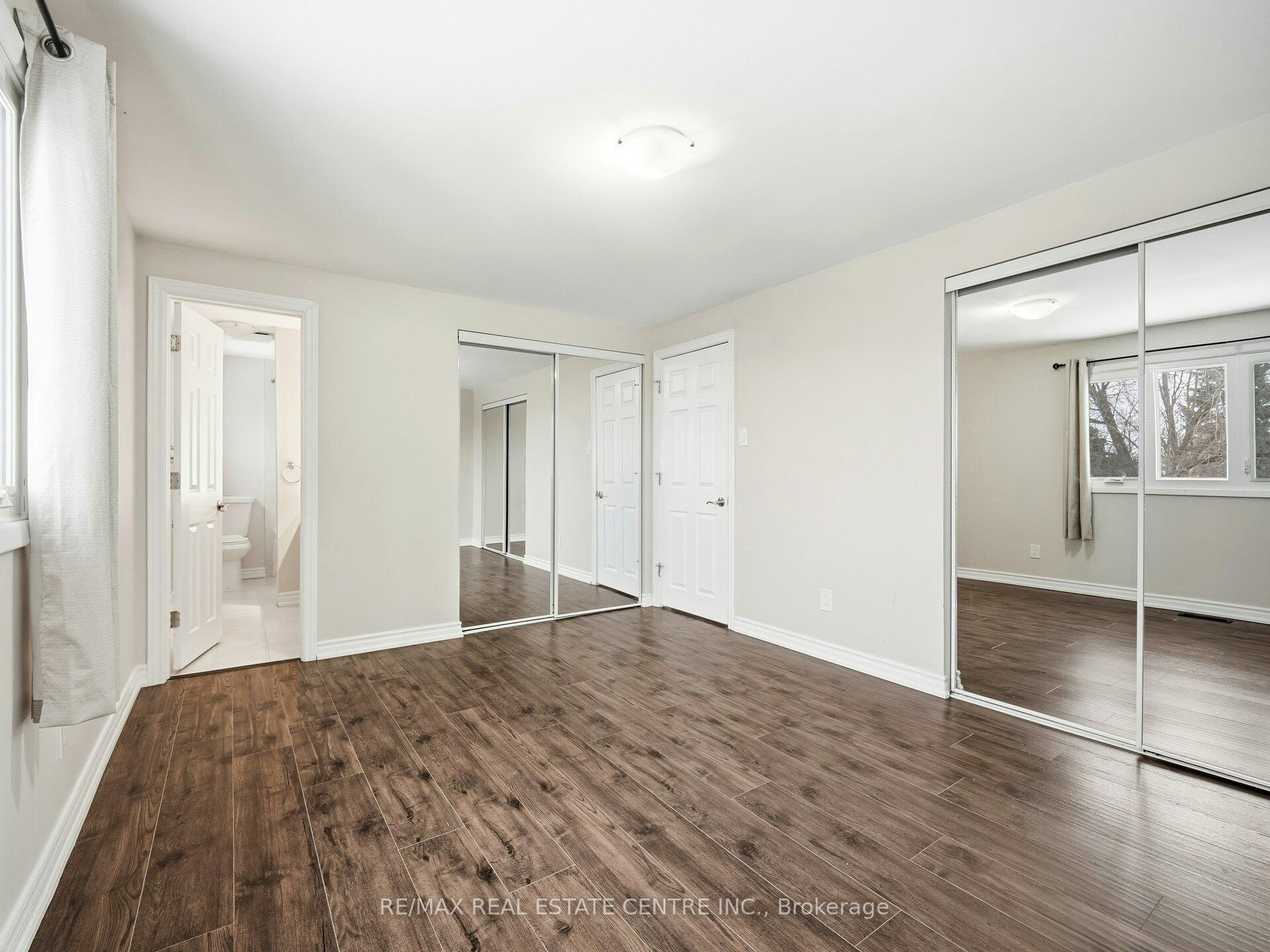 Upper Level-112 Mountainview Road S, Halton Hills, ON, L7G 4K6 - 28