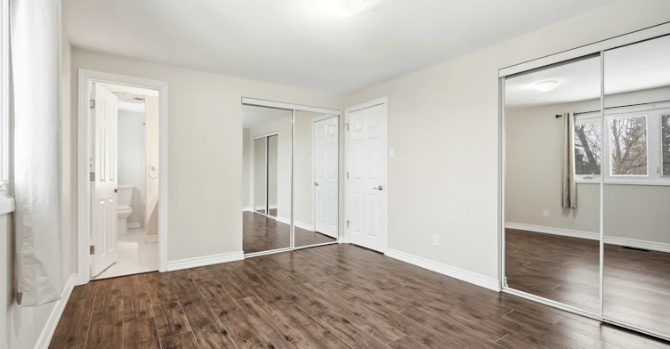 Upper Level-112 Mountainview Road S, Halton Hills, ON, L7G 4K6 - 28