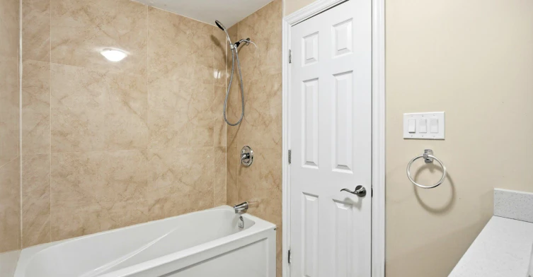 Upper Level-112 Mountainview Road S, Halton Hills, ON, L7G 4K6 - 44