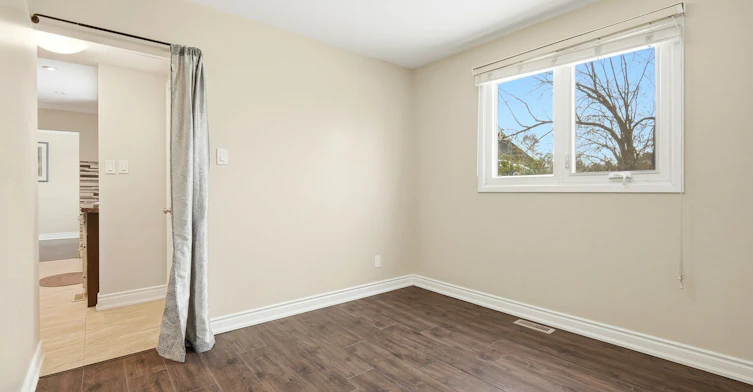 Upper Level-112 Mountainview Road S, Halton Hills, ON, L7G 4K6 - 21